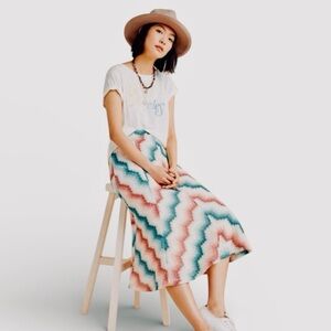 NWT- ANTHROPOLOGIE Maeve chevron knit midi skirt. 🩷💛🩵